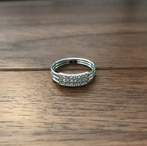 Feel The Love Diamond Braille Ring 4 Characters